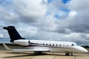 星空体育官网-即将启程！杰克逊经纪人社媒晒飞机照片：是时候了！